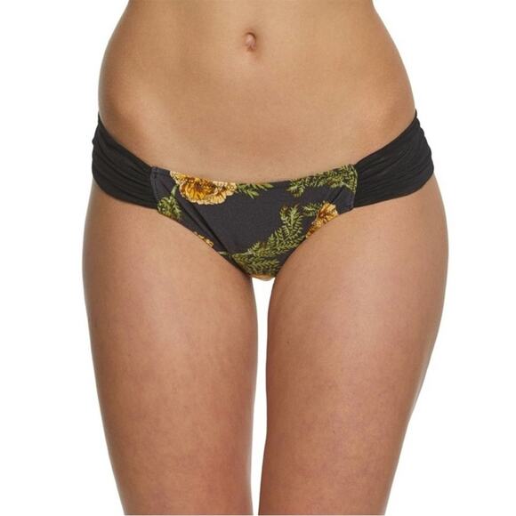 💗 3/$10 💗 NEW Revolve Some Days Lovin' River Run Floral Bikini Bottoms XS - Picture 7 of 10